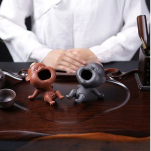 Black And Red Handmade Zisha Cute Pee Pee Boy Gongfu Tea Pet Table Decoration