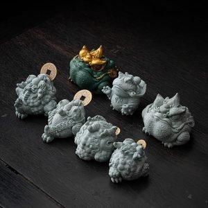 Chinese Blue Sandstone Vintage Golden Toad Tea Pet For Good Meaning