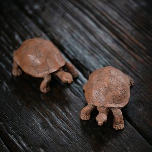 Chinese Traditional Gongfu Old Tea Pet Yixing Purple Clay Turtle Have Good Meanig