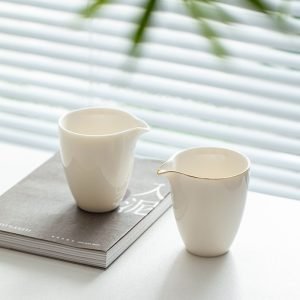 Chinese Traditional White Jade Porcelain Gilding Chahai Gong Dao Bei Gongfu Tea Accessories