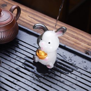 Color Changing Cute Resin Ingot Rabbit Tea Pet Chinese Gongfu Tea Accessories