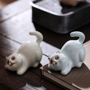 Creative Cyan And Beige Ru Spitting And Squirting Cute Cat Chinese Gongfu Tea Pet