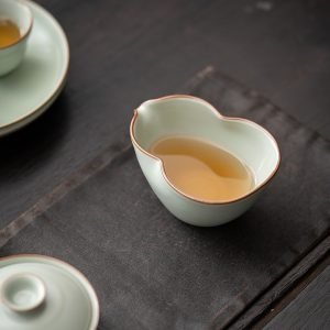 Creative Gourd-shaped Ru Kiln Celadon Cha Hai Gong Dao Bei Symbolizes Good Fortune And Wealth