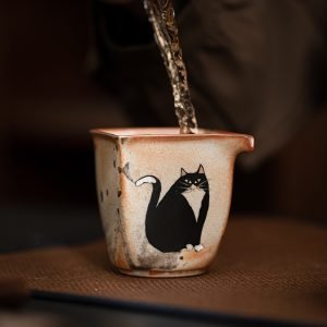 Creative Hand Painted Cute Shino Cat Ceramic Gilded In Silver Japanese Gongfu Fair Cup Gongfu Tea Accessories