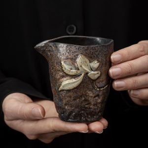 Creative Japanese Gilded Iron Rust Glaze Large Handmade Gongu Fair Cup With Lotus Pattern