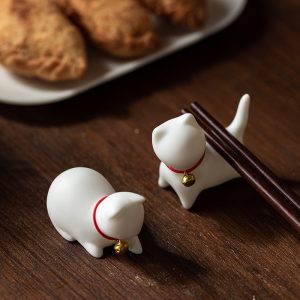 Cute Personalized White Ceramic Cat Chinese Gongfu Tea Pet For Sale