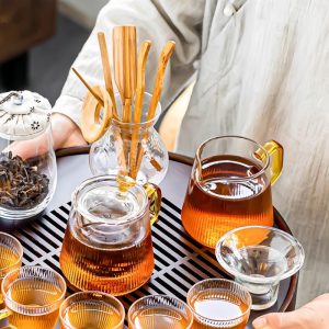 Elegant Hammered Vertical Stripes Transparent Tea Ceremony Set Glass For Sale