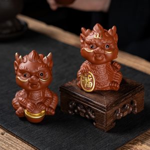 Fortune Dragon Traditional Gongfu Purple Clay Tea Pet Chinese Tea Accessories For Sale