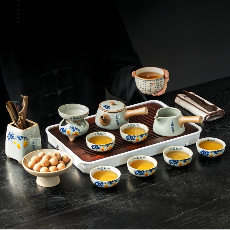 Hand Painted Antique Pattern Crack Glaze Porcelain Traditional Gongfu Tea Ceremony Set With Tray Hand Painted Antique Pattern Crack Glaze Porcelain Traditional Gongfu Tea Ceremony Set With Tray