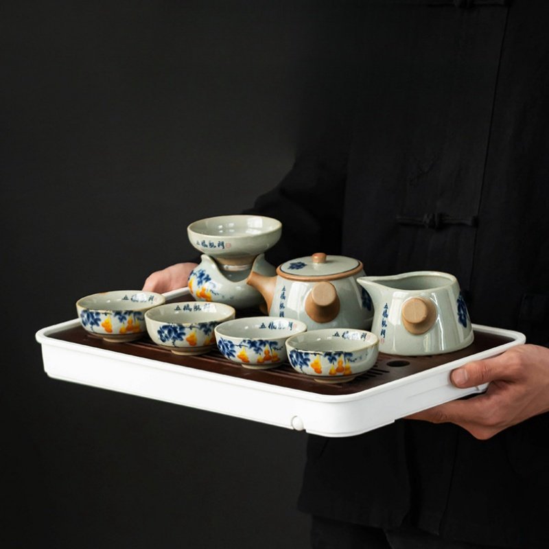 Hand Painted Antique Pattern Crack Glaze Porcelain Traditional Gongfu Tea Ceremony Set With Tray Hand Painted Antique Pattern Crack Glaze Porcelain Traditional Gongfu Tea Ceremony Set With Tray