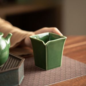 Japanese Style Unique Square Celadon Glaze Porcelain Gongfu Tea Ceremony Accessories Cha Hai