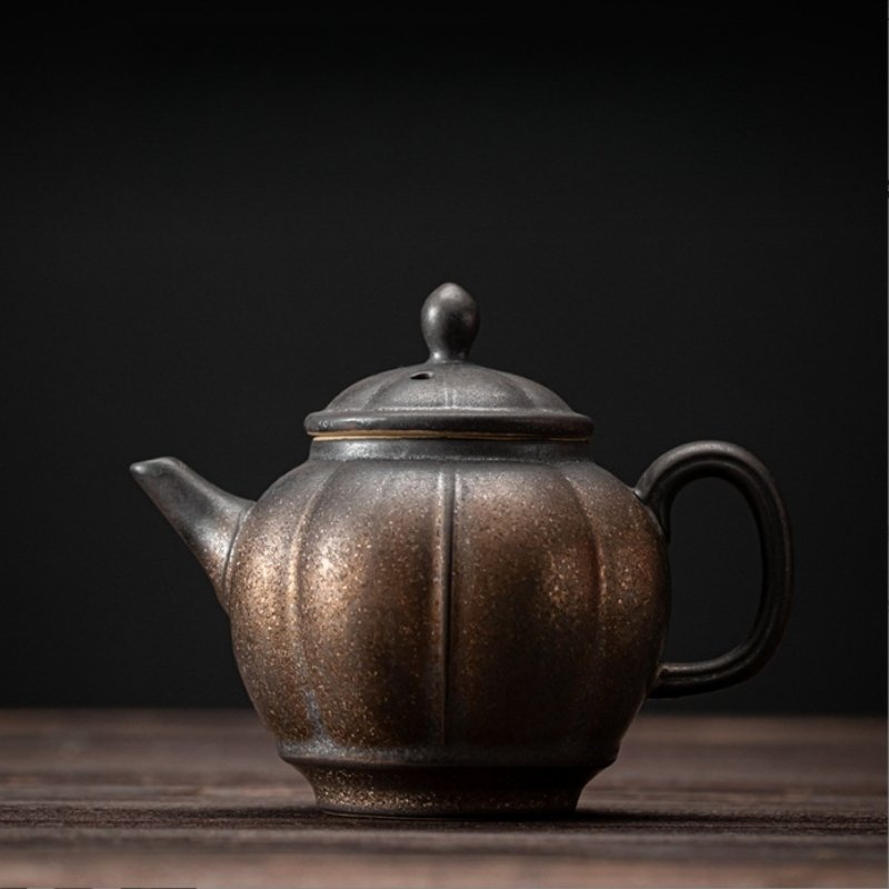 Rust Iron Glaze Old Pottery Handmade Antique Japanese Tea Kettle For Sale Rust Iron Glaze Old Pottery Handmade Antique Japanese Tea Kettle For Sale