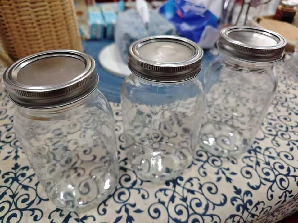 These Mason Jars Are So Cute And Functional!