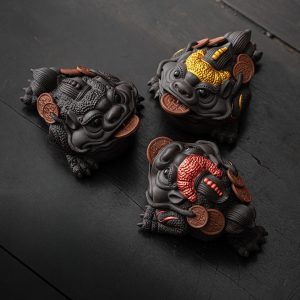 Traditional Chinese Purple Clay Golden Toad Gongfu Tea Pets For Sale