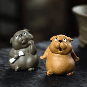 Unique Yixing Purple Clay Astonished Zodiac Dog Tea Pet Chinese Desk Decoration For Sale