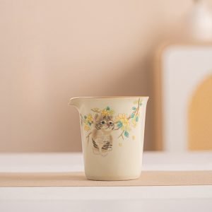 Vintage Imitation Song Style Ceramic Cute Cat Pattern Ru Kiln Beige Fair Cups Tea Divider