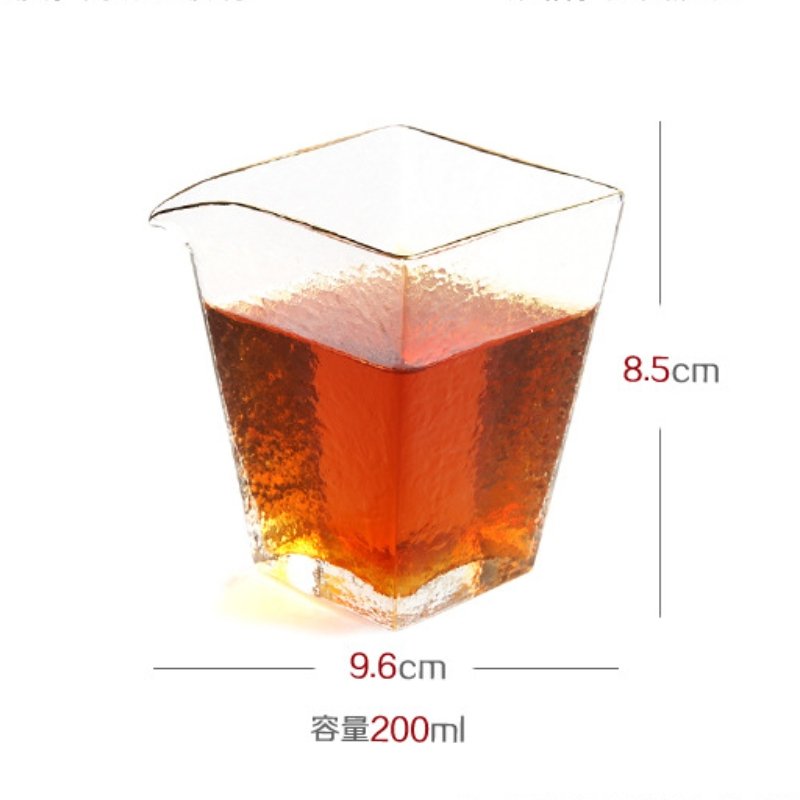 Vintage Japanese Handcraft Square Wave Pattern Clear Glass Gong Dao Bei Tea Divider Vintage Japanese Handcraft Square Wave Pattern Clear Glass Gong Dao Bei Tea Divider