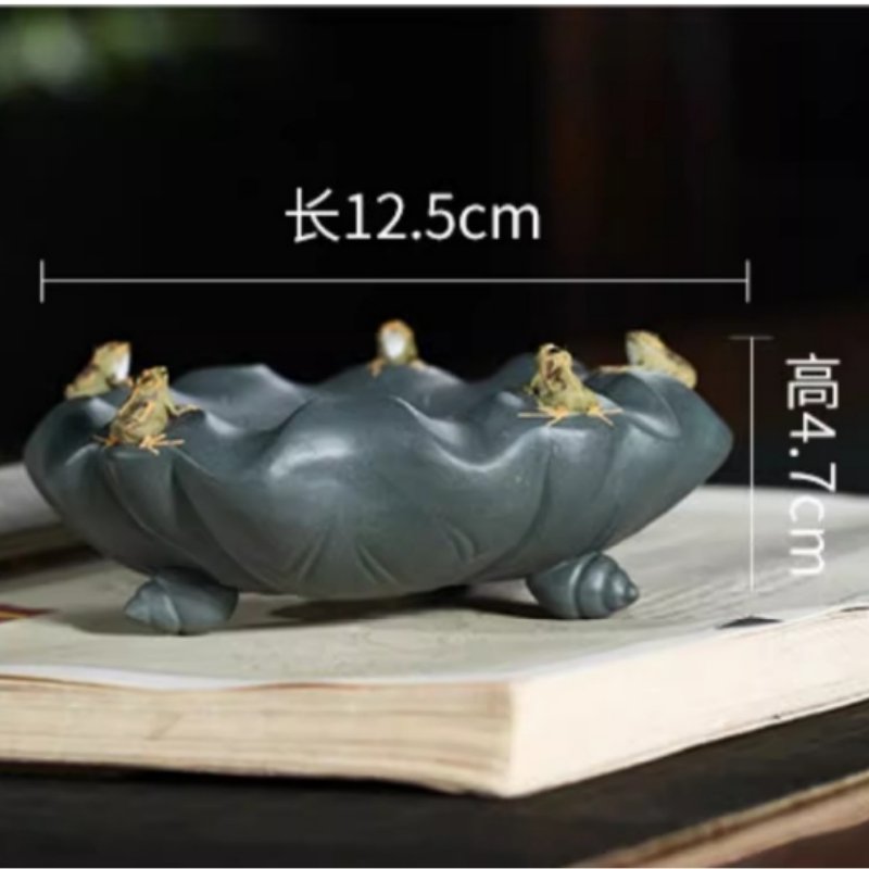 Antique Chinese Yixing Purple Clay Squirtting Frog On The Field Snail Spits Water Tea Pets Foe Sale Antique Chinese Yixing Purple Clay Squirtting Frog On The Field Snail Spits Water Tea Pets Foe Sale
