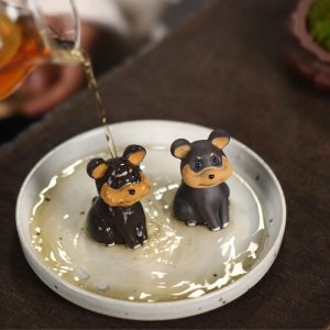 Zisha Handmade Chinese Kongfu Cute Tea Pet Bee Dog Tea Accessories Desk Decoration