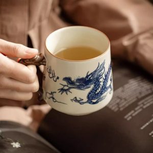 Chinese Beige Ru Kiln Blue And White Dragon Ceramic Ice Crackle Glaze Office Tea Mug With Lid And Ceramic Infuser