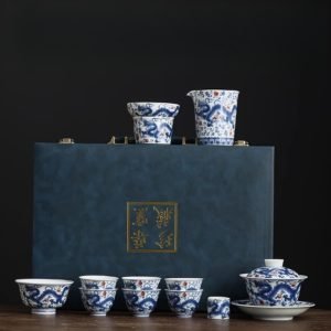 Vintage Chinese Blue And White Porcelain Dragon Phoenix Gongfu Tea Cup Set For Sale