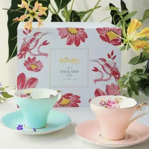 Royal Albert English Old Country Pink Rose Bone China Handmade Gold Trim Modern Mugs And Saucers