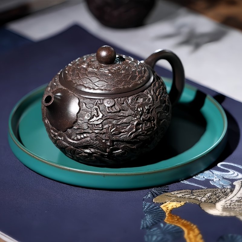 Vintage Chinese Handmade Black Gold Sand Clay Relief Dragon Pattern Teapot Vintage Chinese Handmade Black Gold Sand Clay Relief Dragon Pattern Teapot