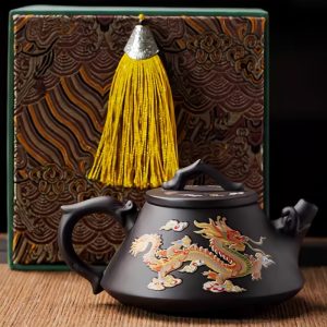 Yixing Purple Clay Antique Chinese Year Of The Dragon Stone Gourd Teapot Color Changing Dragon Pattern