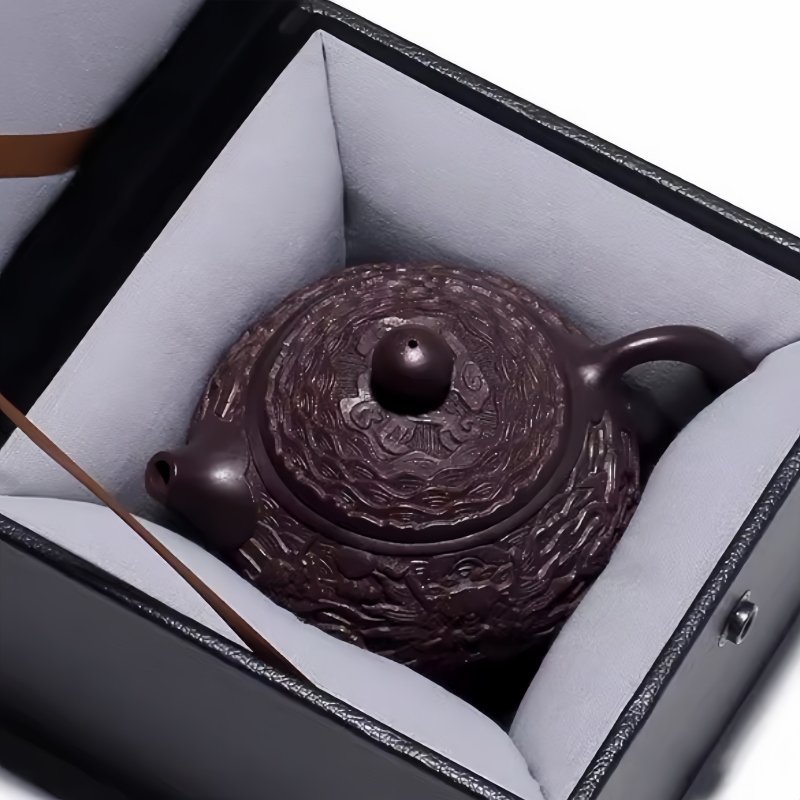 Vintage Chinese Handmade Black Gold Sand Clay Relief Dragon Pattern Teapot Vintage Chinese Handmade Black Gold Sand Clay Relief Dragon Pattern Teapot