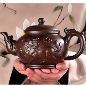 Brown Yixing Clay The Spirit Of The Dragon And Horse Teapot With Strainer In Dragon Spout