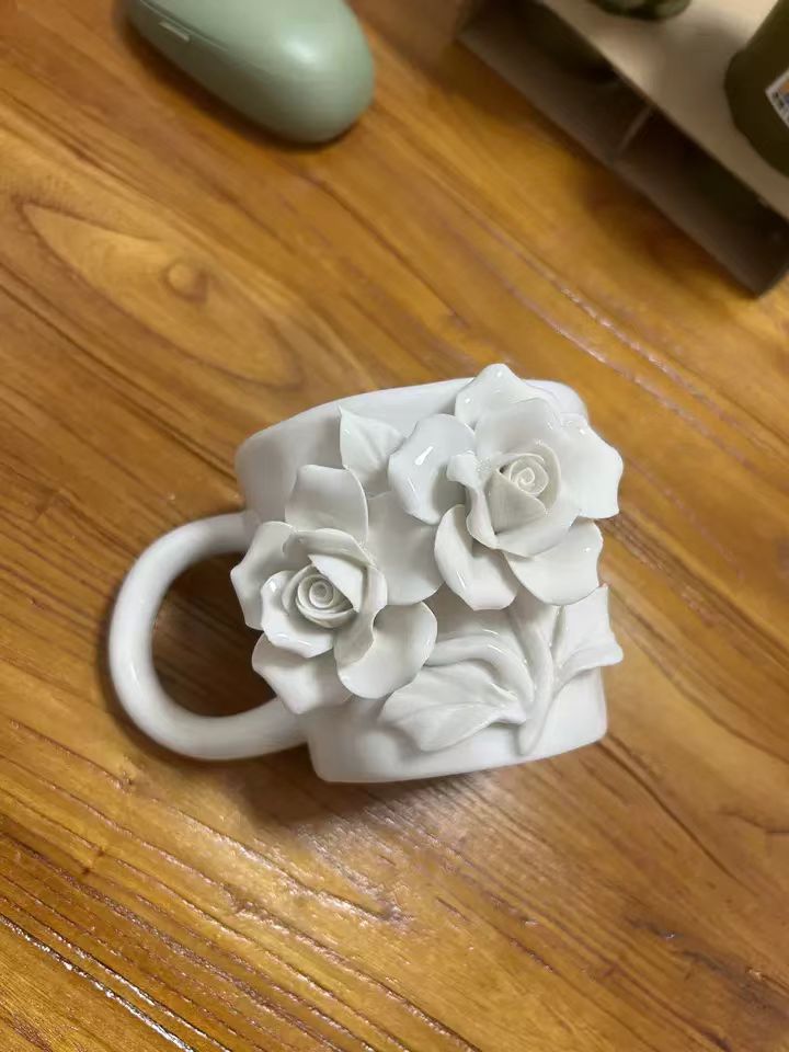 I Recently Got This Tea Mug As A Gift For My Mom And Wow It Is Gorgeous!