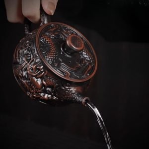 Large Capacity Purple Pottery Antique Chinese Magnetic Teavana Auspicious Dragon Shaped Teapot