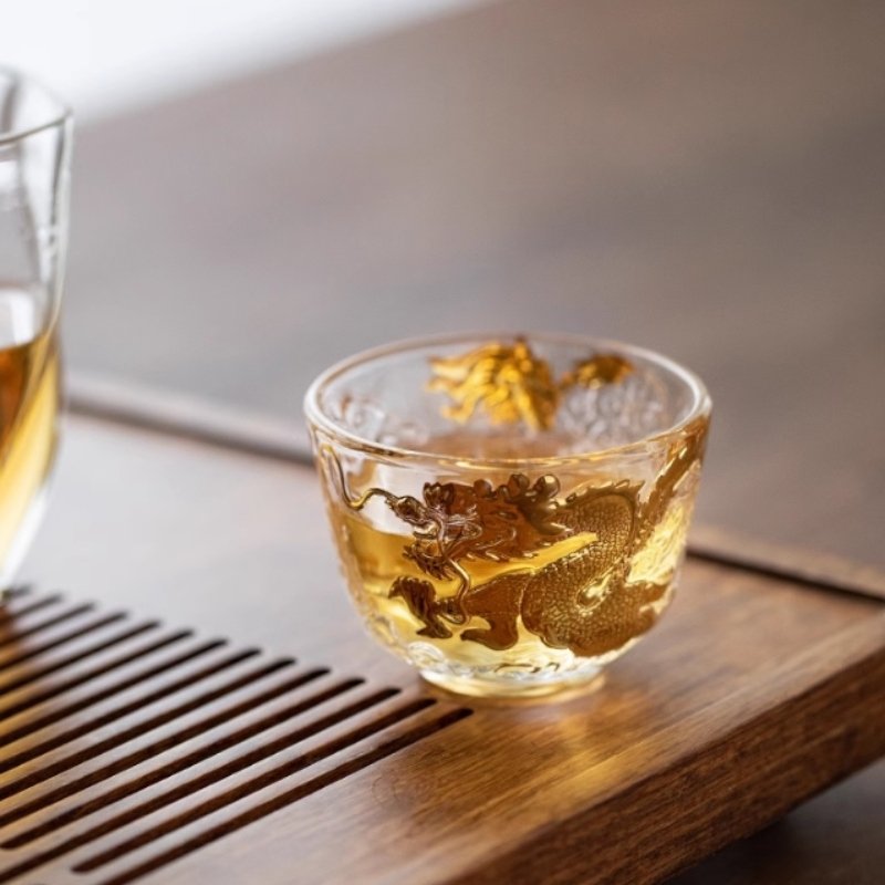 Vintage Square Heat-resisting Clear Glass Master Tea Cup Creative Relief  Dragon Figurine Vintage Square Heat-resisting Clear Glass Master Tea Cup Creative Relief  Dragon Figurine