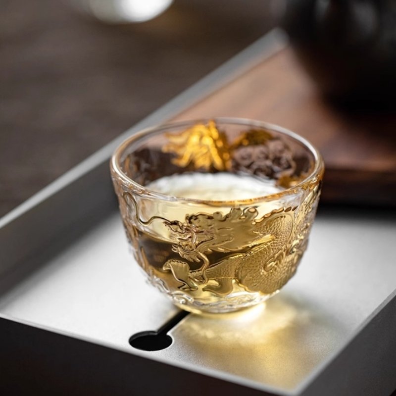 Vintage Square Heat-resisting Clear Glass Master Tea Cup Creative Relief  Dragon Figurine Vintage Square Heat-resisting Clear Glass Master Tea Cup Creative Relief  Dragon Figurine