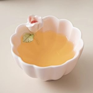 Unique Handmade Ceramic Chinese Blue And Pink Rose Shaped Master Tea Cup With Gift Box