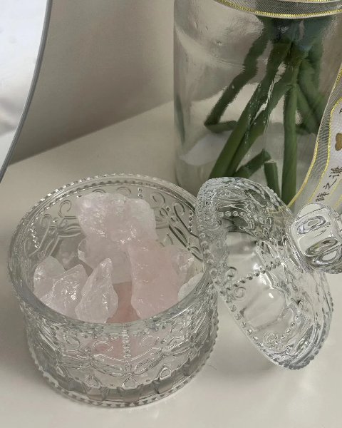 I Just Got This Cute Little Jar With The Crown Lid And I Can’t Stop Smiling!