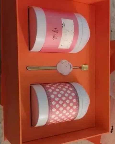 Bought This Tea As A Gift For My Mom Who Loves Her Green Teas And She Was Thrilled