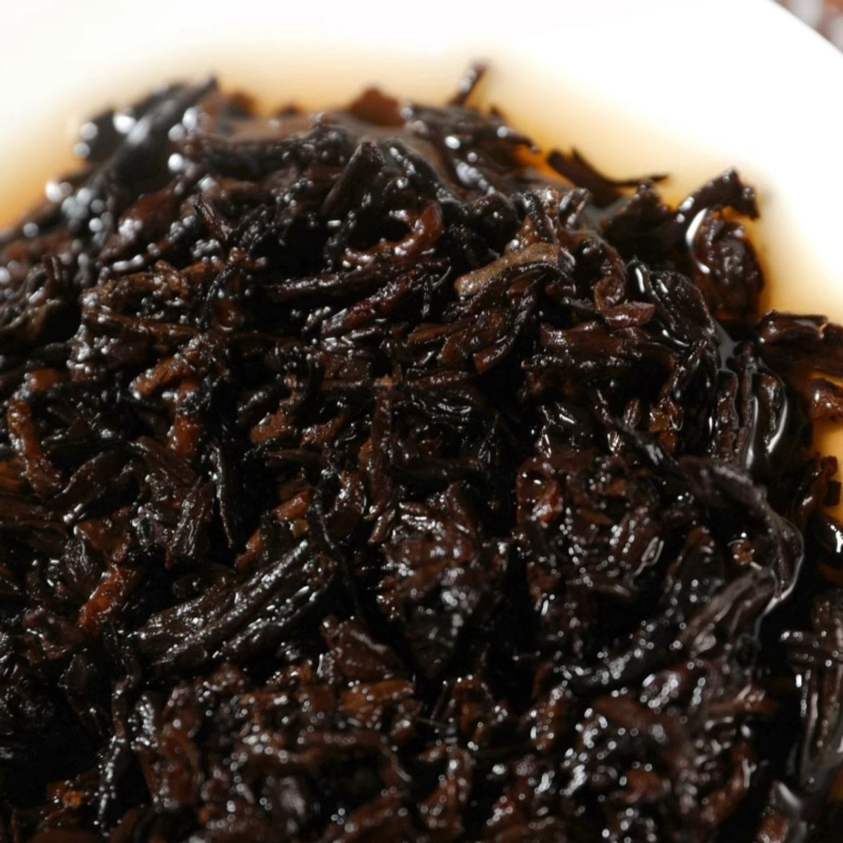 2022 Yunnan Sourcing Premium “golden Needle White Lotus” Ripe Puerh Tea Cake 357g Puer Tea From China 2022 Yunnan Sourcing Premium "golden Needle White Lotus" Ripe Puerh Tea Cake 357g Puer Tea From China