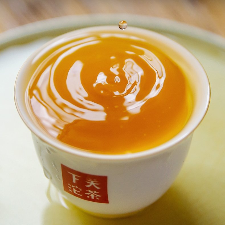 2023 “premium Fresh Cake” Sheng Puerh Tea 357g Yunnan Sourcing Raw Puer Tea Cake For Sale 2023 "premium Fresh Cake" Sheng Puerh Tea 357g Yunnan Sourcing Raw Puer Tea Cake For Sale