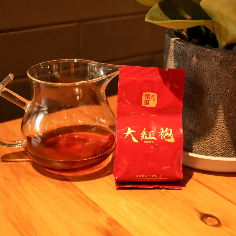 Medium Roast First Grade Authentic Wuyi Da Hong Pao Big Red Robe Oolong Tea 80g Economical Daily Tea Medium Roast First Grade Authentic Wuyi Da Hong Pao Big Red Robe Oolong Tea 80g Economical Daily Tea
