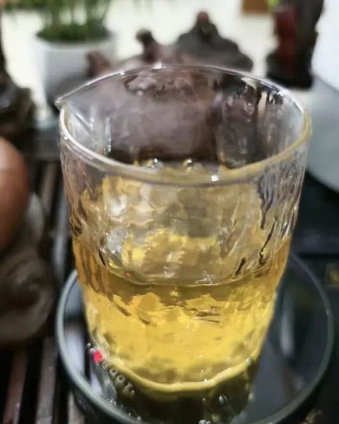 I Wasn’t Sure What To Expect With This Tea But I’ve Been Drinking Pu Erh For A While And Decided To Try Something New
