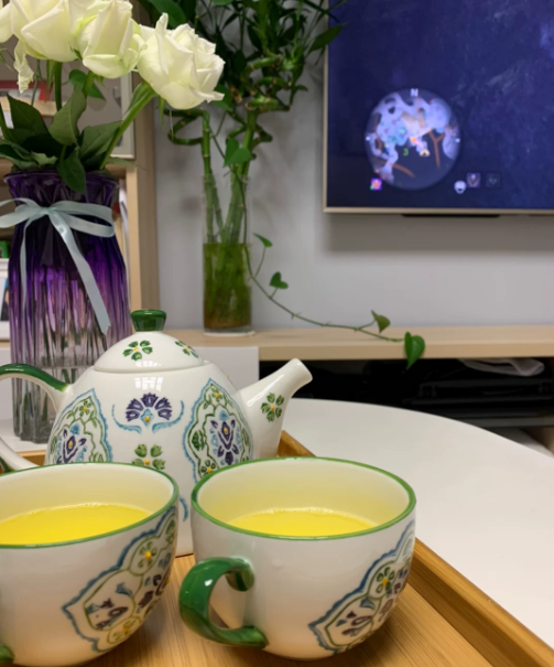I Bought This Tea Set As A Gift For My Mom And She Absolutely Loved It!